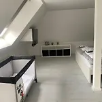Modernes Dg Schloofschdubb Naehe Kassel