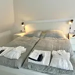 Apartment Modernes Dg Schloofschdubb Naehe Kassel