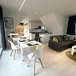 Modernes Dg Schloofschdubb Naehe Kassel *