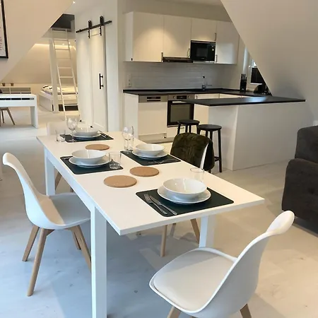 Modernes Dg Schloofschdubb Naehe Kassel Appartement Fuldatal